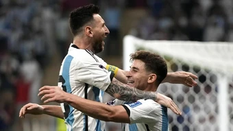 Messi và bài học về sự khiêm nhường ở đội tuyển Argentina - Báo TinVina