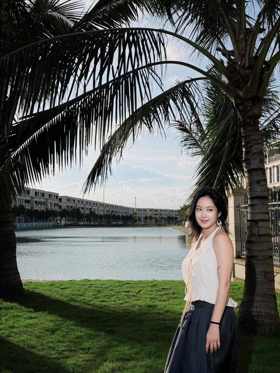 Mi Vân gần 40 tuổi bị bố mẹ mắng vì lên mạng comment “trẻ trâu” Mi Vân gần 40 tuổi bị bố mẹ mắng vì lên mạng comment “trẻ trâu”