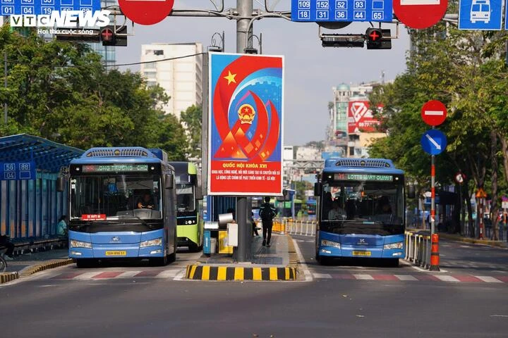 Miễn phí xe buýt cho người dân, TP.HCM sẽ thực hiện thế nào? Miễn phí xe buýt cho người dân, TP.HCM sẽ thực hiện thế nào?