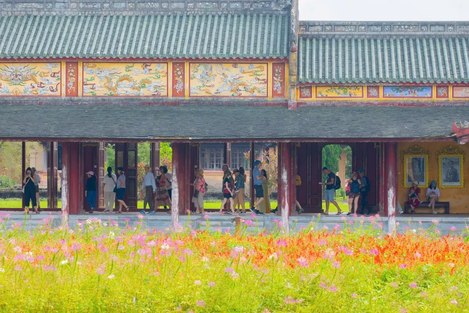 Mở cửa di tích dịp Giải phóng Huế, hàng nghìn du khách tham quan Mở cửa di tích dịp Giải phóng Huế, hàng nghìn du khách tham quan