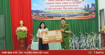 Mô hình "Con nuôi Công an" và những hoạt động ý nghĩa tiếp sức cho học sinh nghèo tới trường