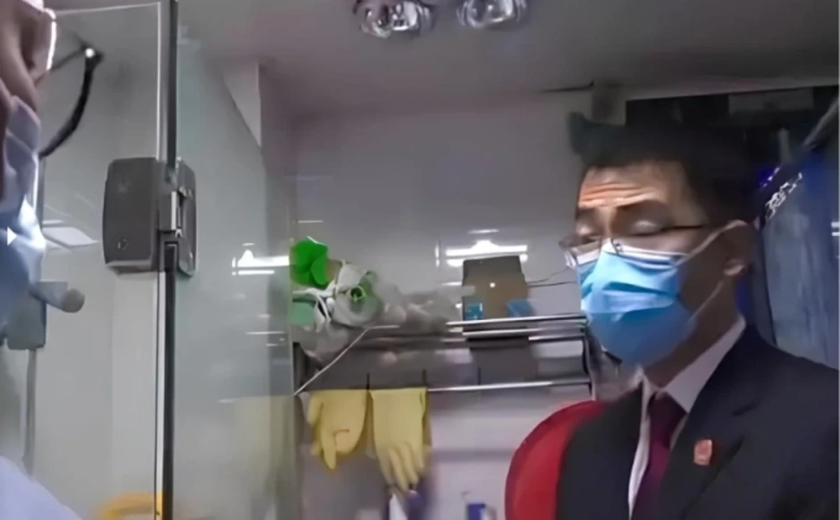 Mở truyện ma gần 10 tiếng mỗi ngày để trả đũa hàng xóm Mở truyện ma gần 10 tiếng mỗi ngày để trả đũa hàng xóm