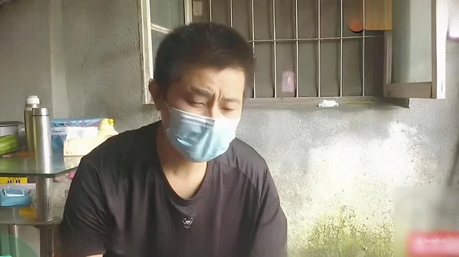 Một chủ cửa hàng kinh doanh đã chủ động đến cơ quan khai báo giao dịch chuyển, công an lập tức vào cuộc điều tra Một chủ cửa hàng kinh doanh đã chủ động đến cơ quan khai báo giao dịch chuyển, công an lập tức vào cuộc điều tra