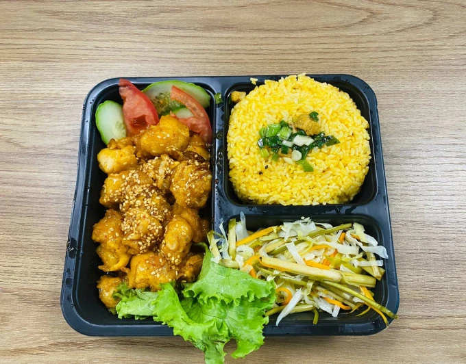 Một ngày "sống trên app” của dân văn phòng