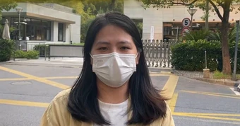 Một phụ nữ bỗng phát hiện mình sở hữu căn hộ 196m2 và một người chồng cô không hề biết suốt 10 năm