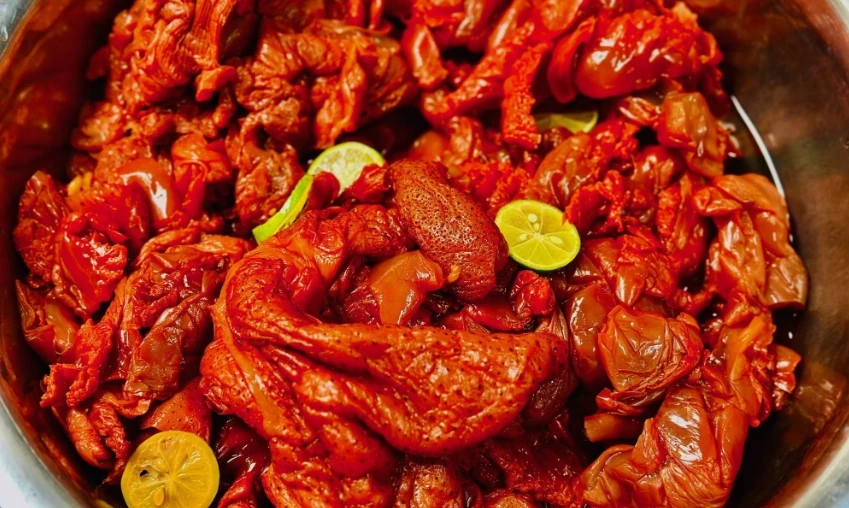 Mùa sứa đỏ trên phố....
