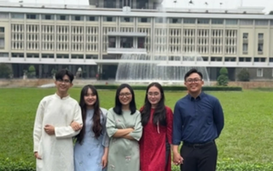 Mùng 1 Tết cha, mùng 2 Tết chú, mùng 3 Tết thầy Mùng 1 Tết cha, mùng 2 Tết chú, mùng 3 Tết thầy