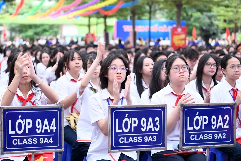 Muôn kiểu lạm thu đầu năm học: Ban phụ huynh tự tung tự tác Muôn kiểu lạm thu đầu năm học: Ban phụ huynh tự tung tự tác