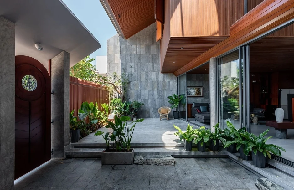 Nam NSND sinh năm 1977 rời phố thị, xây nhà ở ngoại ô: Sống an yên trong cơ ngơi 200m² đẹp như tranh vẽ