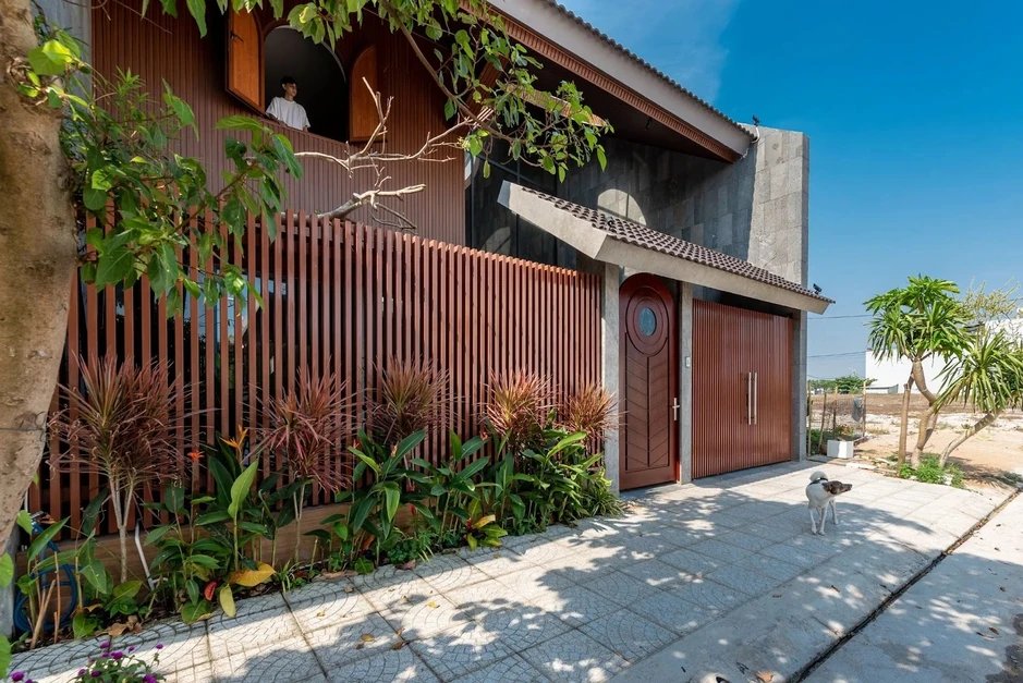 Nam NSND sinh năm 1977 rời phố thị, xây nhà ở ngoại ô: Sống an yên trong cơ ngơi 200m² đẹp như tranh vẽ