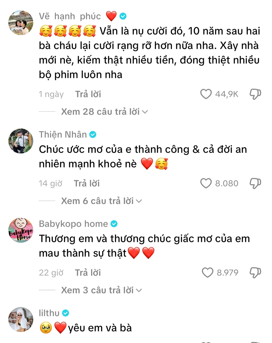 Nam sinh lớp 11 cùng bà nội quay clip “gửi mình 10 năm sau”: Khó kìm được nước mắt khi xem đến cuối, nhiều sao Việt để lại bình luận Nam sinh lớp 11 cùng bà nội quay clip “gửi mình 10 năm sau”: Khó kìm được nước mắt khi xem đến cuối, nhiều sao Việt để lại bình luận
