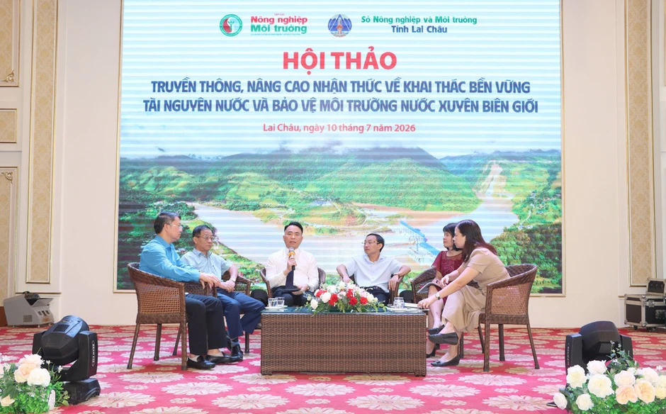 Nâng cao nhận thức về khai thác bền vững và bảo vệ tài nguyên nước xuyên biên giới Nâng cao nhận thức về khai thác bền vững và bảo vệ tài nguyên nước xuyên biên giới