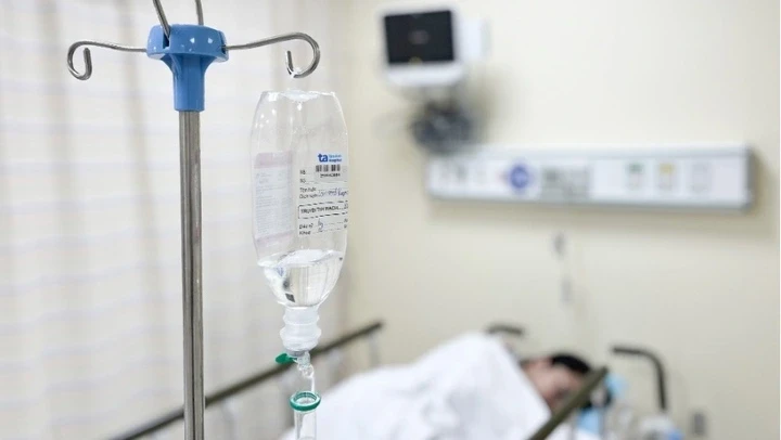 Nắng nóng kéo dài, cẩn trọng với nguy cơ ngộ độc thực phẩm Nắng nóng kéo dài, cẩn trọng với nguy cơ ngộ độc thực phẩm