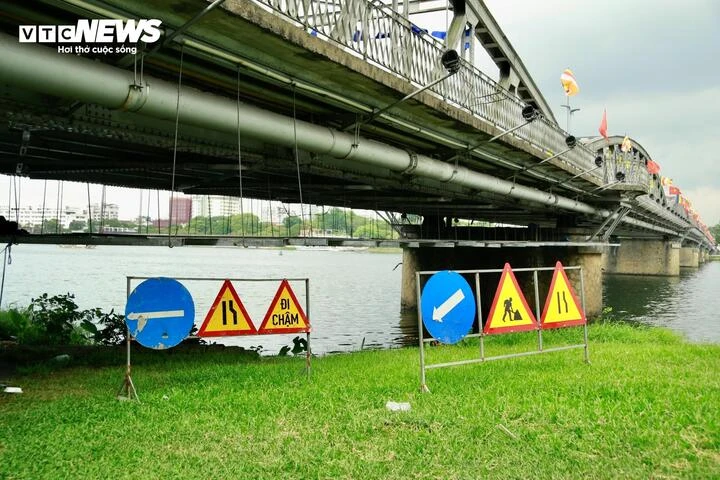 Ngắm cây cầu hơn 125 tuổi là biểu tượng của du lịch Huế trước khi trùng tu Ngắm cây cầu hơn 125 tuổi là biểu tượng của du lịch Huế trước khi trùng tu