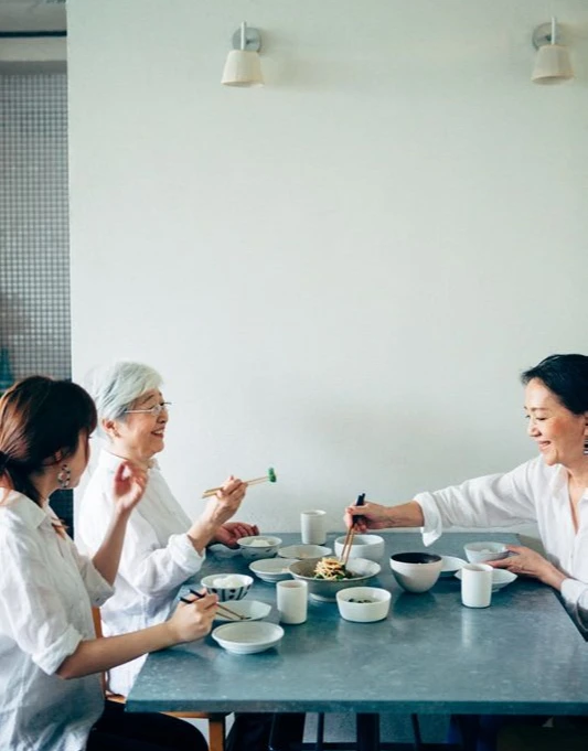 Ngày càng nhiều người nghỉ hưu không còn cố tiết kiệm từng đồng: Xu hướng mới là quản lý dòng tiền để sống an tâm hơn Ngày càng nhiều người nghỉ hưu không còn cố tiết kiệm từng đồng: Xu hướng mới là quản lý dòng tiền để sống an tâm hơn