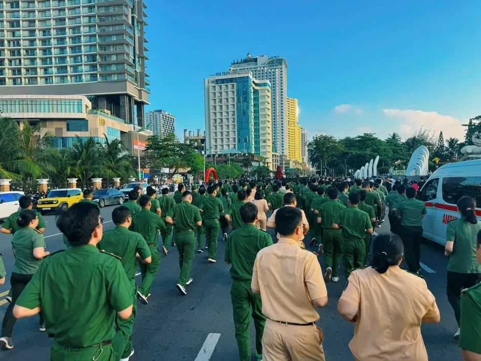Ngày chạy Olympic vì sức khỏe toàn dân thu hút hơn 5.000 người tại Khánh Hòa Ngày chạy Olympic vì sức khỏe toàn dân thu hút hơn 5.000 người tại Khánh Hòa