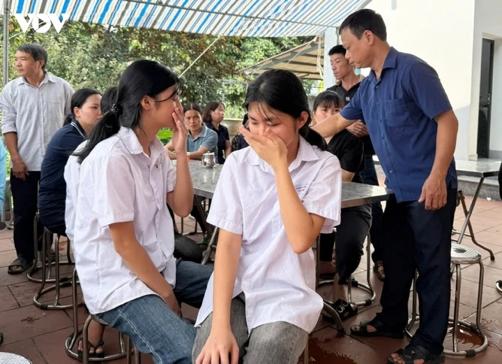 Nghẹn lòng 5 đám tang học sinh đuối nước ở xã nghèo ở Phú Thọ Nghẹn lòng 5 đám tang học sinh đuối nước ở xã nghèo ở Phú Thọ