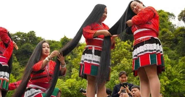 Ngôi làng tóc dài nổi tiếng ở Trung Quốc: Có người sở hữu mái tóc dài 2,75m