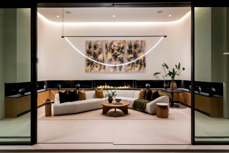 Ngôi nhà 780 tỷ của nữ tỷ phú Lucy Guo tại Los Angeles