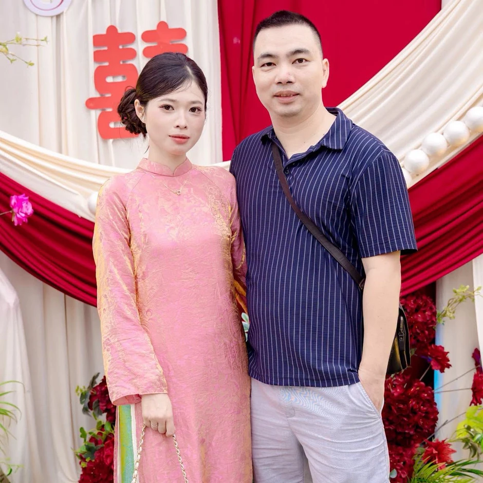 Người đàn ông 40 tuổi ở Quảng Ninh chi 5 triệu/tháng học múa cổ trang biểu diễn cho vợ xem, kết quả bất ngờ Người đàn ông 40 tuổi ở Quảng Ninh chi 5 triệu/tháng học múa cổ trang biểu diễn cho vợ xem, kết quả bất ngờ