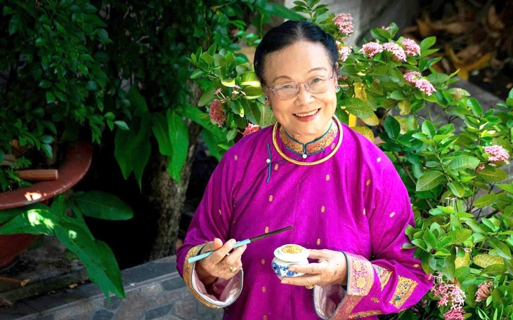 Người Hàn Quốc kinh ngạc 'sao áo dài Việt có thể đẹp như vậy' Người Hàn Quốc kinh ngạc 'sao áo dài Việt có thể đẹp như vậy'