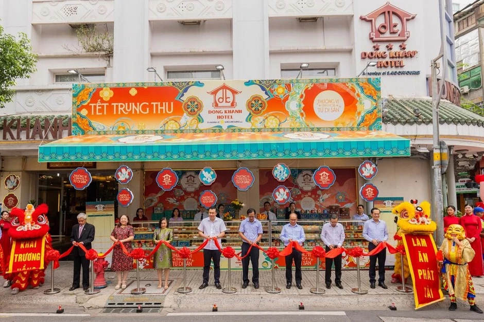 Nhà hàng Đồng Khánh ra mắt bộ sưu tập bánh trung thu mới 2026 Nhà hàng Đồng Khánh ra mắt bộ sưu tập bánh trung thu mới 2026