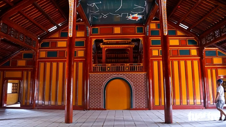 Nhà hát cung đình độc đáo nhất Việt Nam đang bị trùng tu ra sao? Nhà hát cung đình độc đáo nhất Việt Nam đang bị trùng tu ra sao?