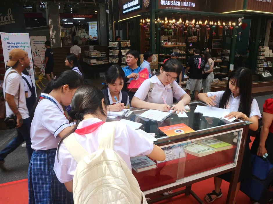 Nhiều hoạt động đặc sắc tại Ngày Sách và Văn hóa đọc TP Hồ Chí Minh lần 5 Nhiều hoạt động đặc sắc tại Ngày Sách và Văn hóa đọc TP Hồ Chí Minh lần 5
