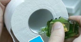 Nhỏ dầu gió vào giấy mang đến 5 công dụng bất ngờ