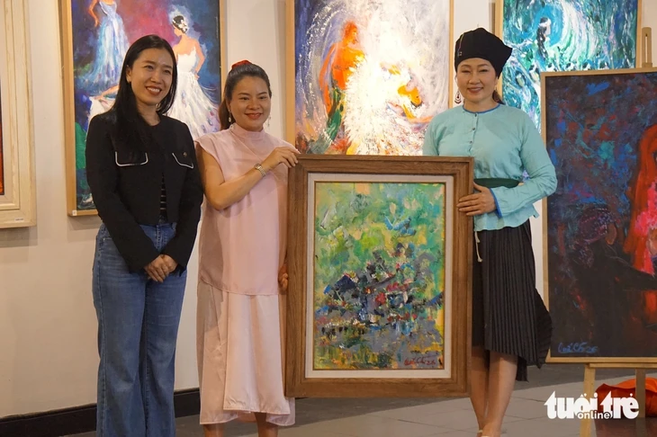 Những bức tranh ‘nhảy múa’ của Quế Chi