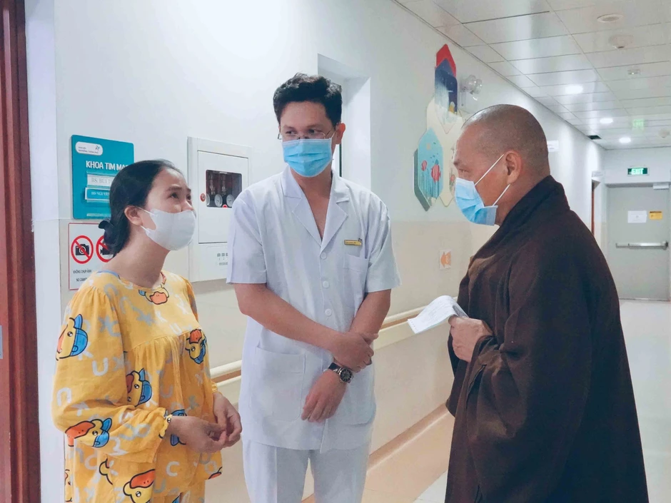 Những tờ biên lai viện phí mùa Phật đản khiến nhiều người xúc động Những tờ biên lai viện phí mùa Phật đản khiến nhiều người xúc động