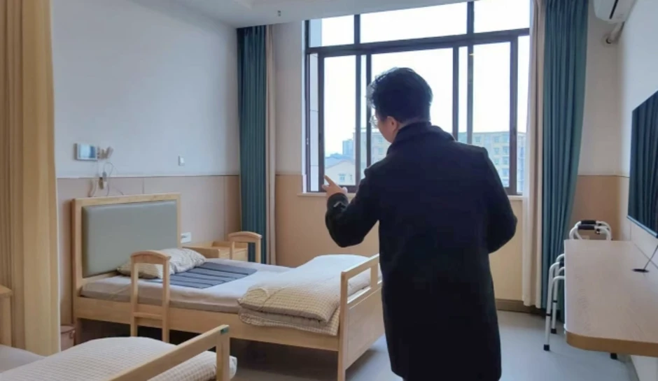 Nở rộ nghề 'cò' viện dưỡng lão