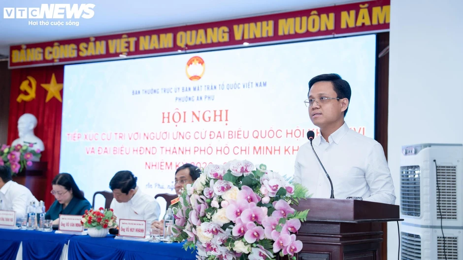 Nỗi lo an cư của cử tri TP.HCM và cam kết đồng hành của ứng viên 9X Nỗi lo an cư của cử tri TP.HCM và cam kết đồng hành của ứng viên 9X
