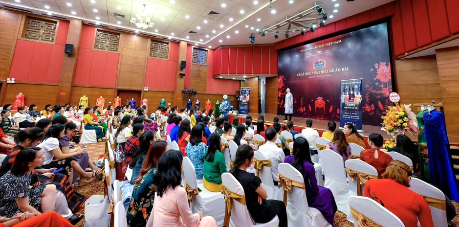 NTK Đỗ Trịnh Hoài Nam hỗ trợ hơn 20.000 phụ nữ khởi nghiệp NTK Đỗ Trịnh Hoài Nam hỗ trợ hơn 20.000 phụ nữ khởi nghiệp