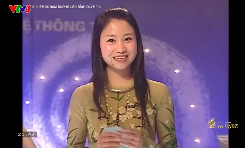 Nữ MC bí ẩn nhất Đường Lên Đỉnh Olympia: Là "bạch nguyệt quang" của chương trình, sang Pháp du học rồi sống kín tiếng Nữ MC bí ẩn nhất Đường Lên Đỉnh Olympia: Là "bạch nguyệt quang" của chương trình, sang Pháp du học rồi sống kín tiếng
