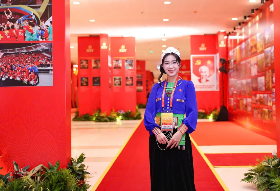 Nữ nghệ sĩ bước lên không gian số cùng bản sắc Việt Nữ nghệ sĩ bước lên không gian số cùng bản sắc Việt