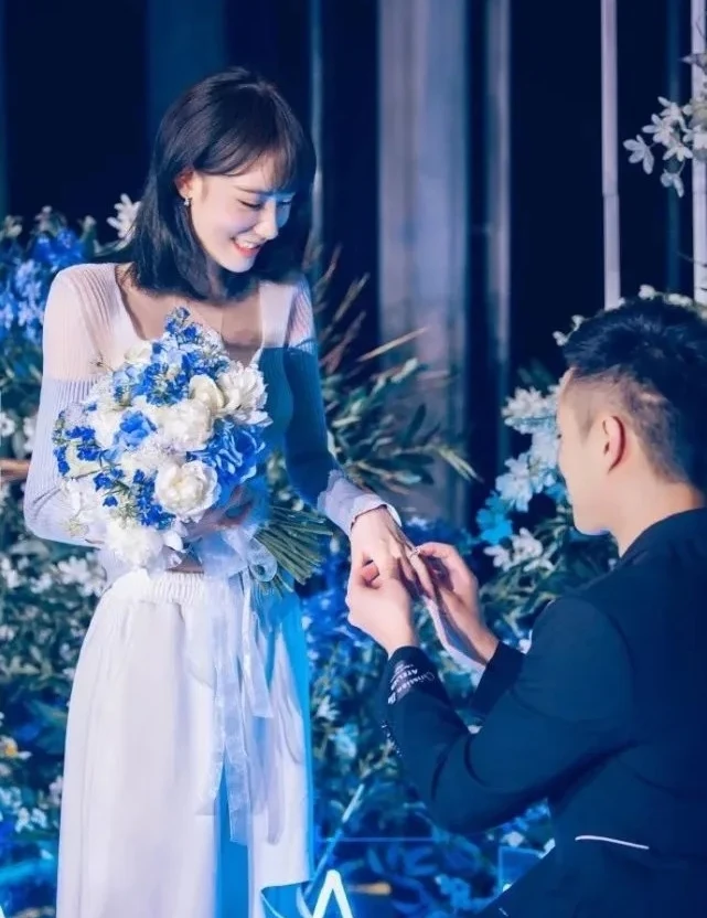 Ồn ào “tiểu tam cặp kè chủ tịch đã có vợ, bị đòi lại 43 tỷ tiền quà” đang viral: Thực hư ra sao? Ồn ào “tiểu tam cặp kè chủ tịch đã có vợ, bị đòi lại 43 tỷ tiền quà” đang viral: Thực hư ra sao?