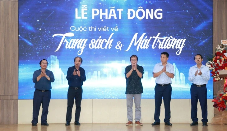 Phát động cuộc thi viết về trang sách và mái trường, giải đặc biệt 100 triệu đồng