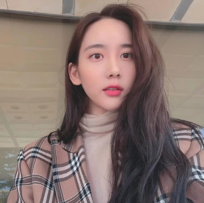 Phát hiện 1 nàng thơ nhiều lần bị bắt vì ma túy, ra tù chăm cập nhật cuộc sống lành mạnh lên mạng, gắn link bán hàng Phát hiện 1 nàng thơ nhiều lần bị bắt vì ma túy, ra tù chăm cập nhật cuộc sống lành mạnh lên mạng, gắn link bán hàng
