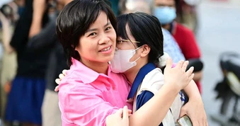 Phát hiện con mình trong nhóm 'Con ghét bố mẹ'