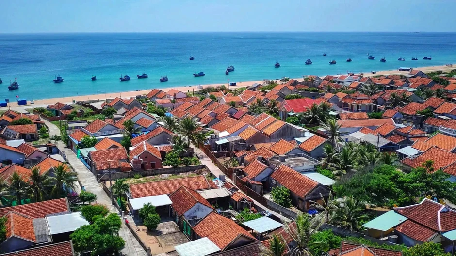 Phát hiện làng chài 400 năm ở Đắk Lắk mang tên cái lò hấp cá, đang tranh danh hiệu Làng du lịch tốt nhất thế giới của Liên Hợp Quốc Phát hiện làng chài 400 năm ở Đắk Lắk mang tên cái lò hấp cá, đang tranh danh hiệu Làng du lịch tốt nhất thế giới của Liên Hợp Quốc