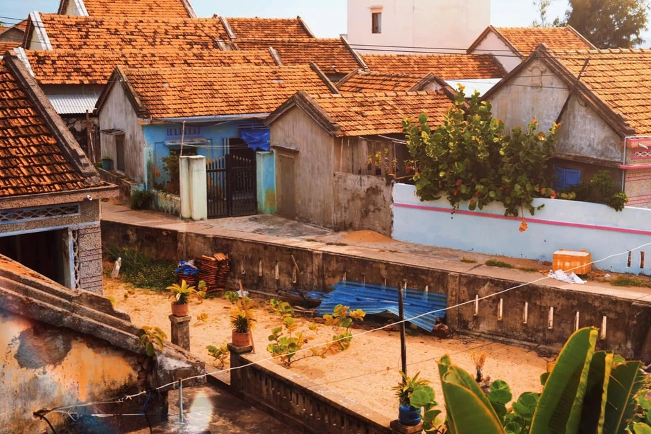 Phát hiện làng chài 400 năm ở Đắk Lắk mang tên cái lò hấp cá, đang tranh danh hiệu Làng du lịch tốt nhất thế giới của Liên Hợp Quốc Phát hiện làng chài 400 năm ở Đắk Lắk mang tên cái lò hấp cá, đang tranh danh hiệu Làng du lịch tốt nhất thế giới của Liên Hợp Quốc