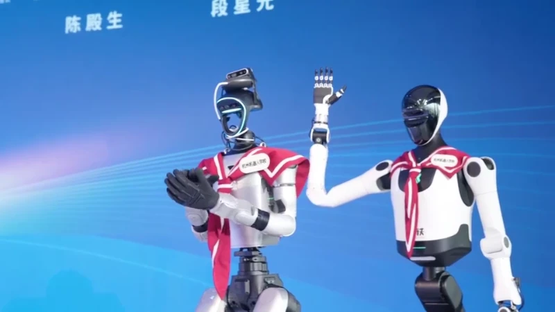 Phát hiện láng giềng Việt Nam cho hàng chục robot đi học như con người: Hơn 2 tháng sau, điều đặc biệt xảy ra Phát hiện láng giềng Việt Nam cho hàng chục robot đi học như con người: Hơn 2 tháng sau, điều đặc biệt xảy ra