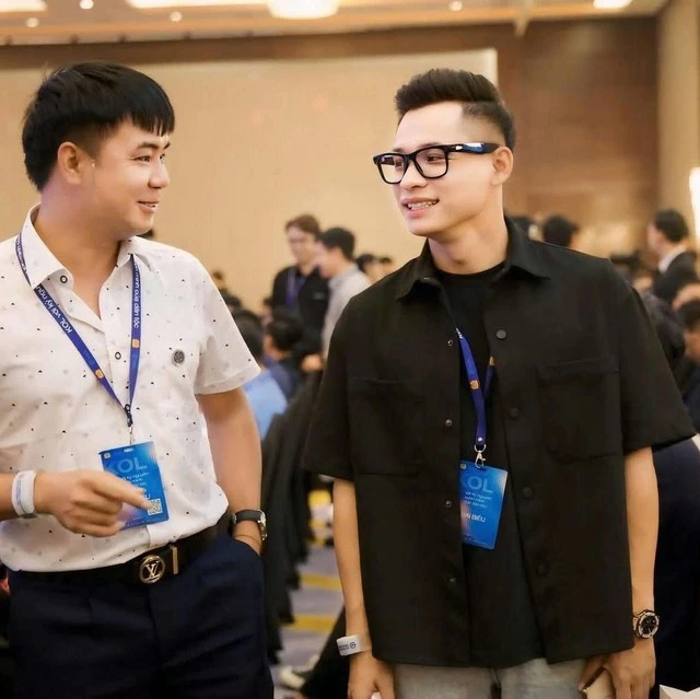 Phát hiện trưởng bộ phận 1 công ty công nghệ lương 20 triệu bất ngờ bỏ việc, hiện tại sau 3 năm gây bất ngờ Phát hiện trưởng bộ phận 1 công ty công nghệ lương 20 triệu bất ngờ bỏ việc, hiện tại sau 3 năm gây bất ngờ