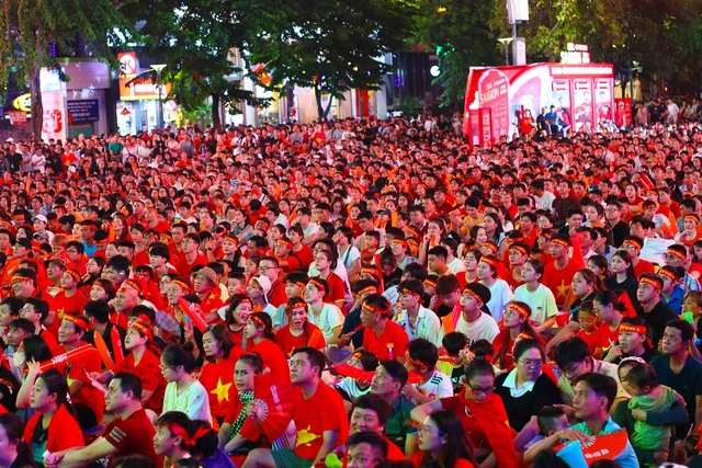 Quá đã: Quang Hải, Hai Long khiến cổ động viên Việt Nam hài lòng! Quá đã: Quang Hải, Hai Long khiến cổ động viên Việt Nam hài lòng!