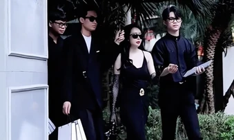 Rộ mốt thuê siêu xe, vệ sĩ giả làm 'tiểu thư xuống phố'