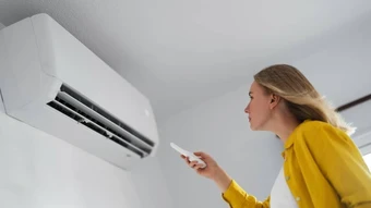 Sai lầm khi tắt điều hòa khiến nấm mốc sinh sôi