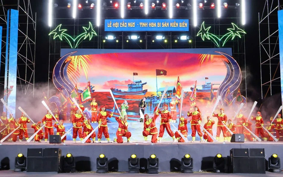 Sân khấu hóa di sản, đánh thức sức sống văn hóa biển Sân khấu hóa di sản, đánh thức sức sống văn hóa biển