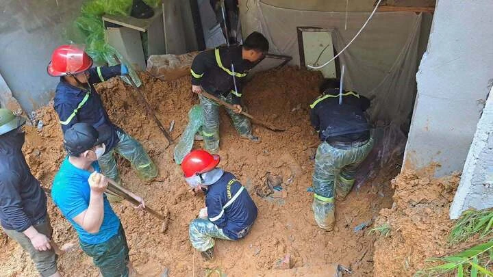 Sạt lở đất ở Phú Thọ, 3 người tử vong Sạt lở đất ở Phú Thọ, 3 người tử vong