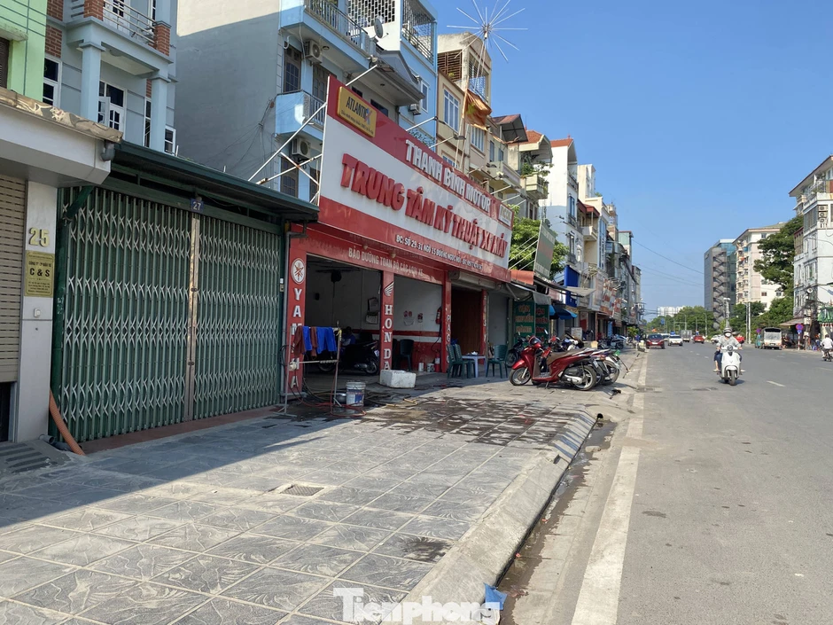 Sau cải tạo, tuyến phố ở Hà Nội không còn cây xanh Sau cải tạo, tuyến phố ở Hà Nội không còn cây xanh